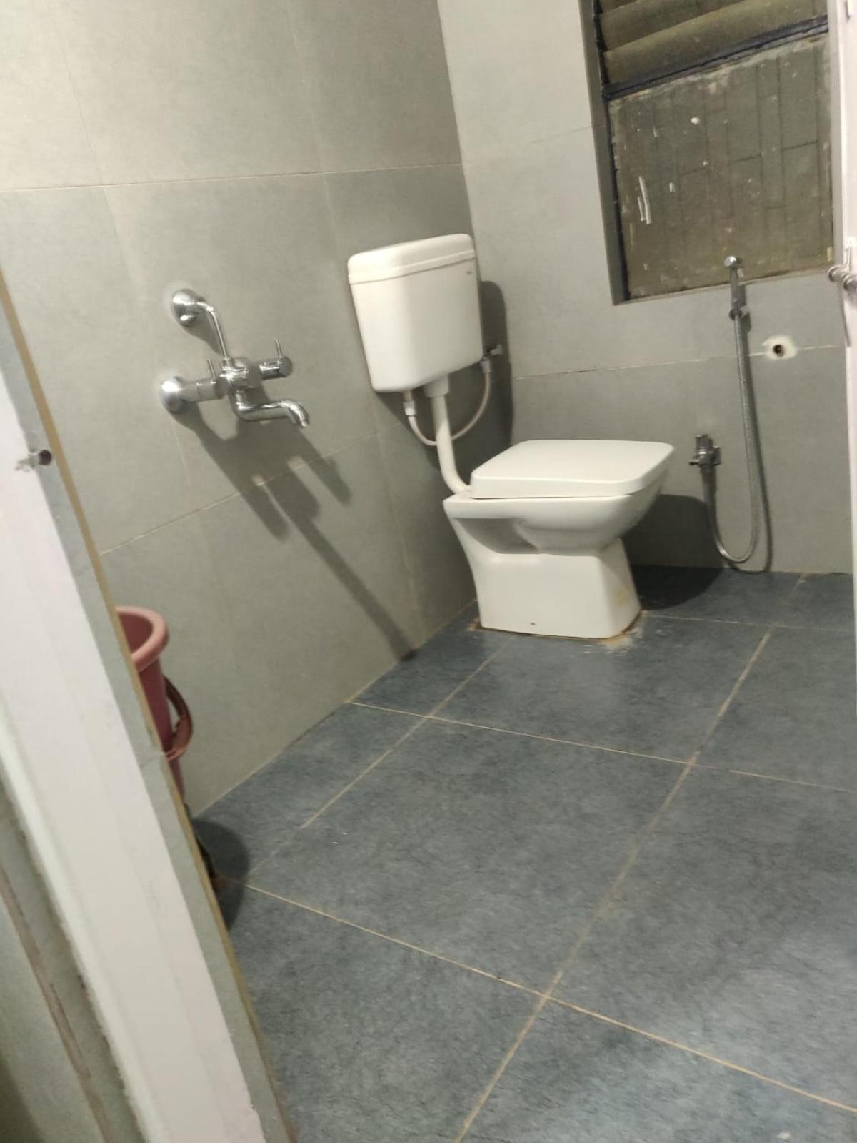 Hotel Parth Residency Kolhapur Esterno foto