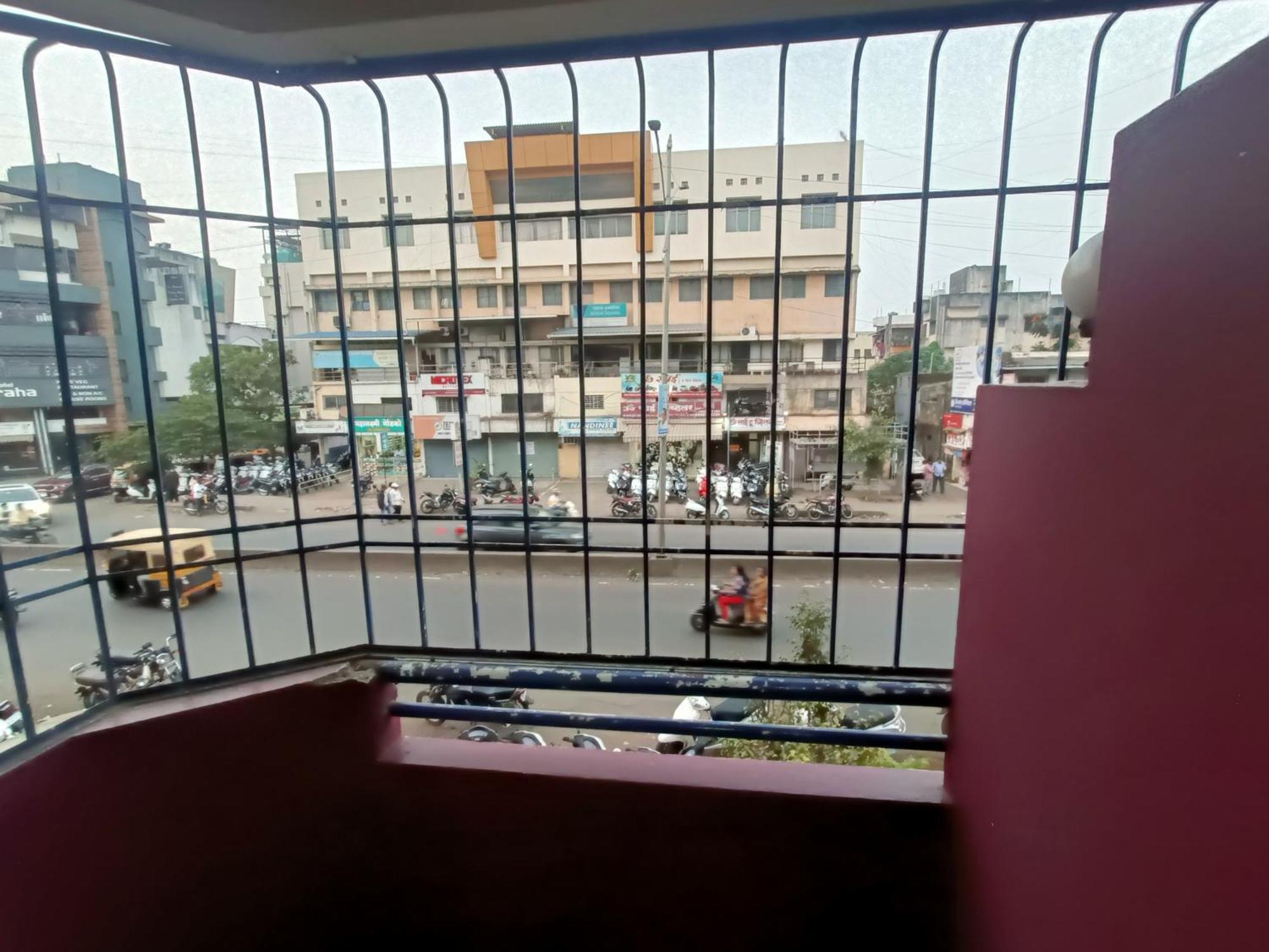 Hotel Parth Residency Kolhapur Esterno foto